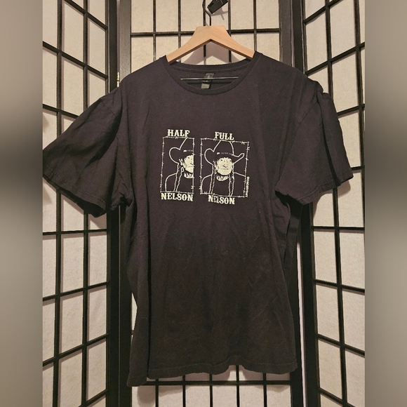Willie Nelson Graphic T-Shirt 2XL - Picture 1 of 3
